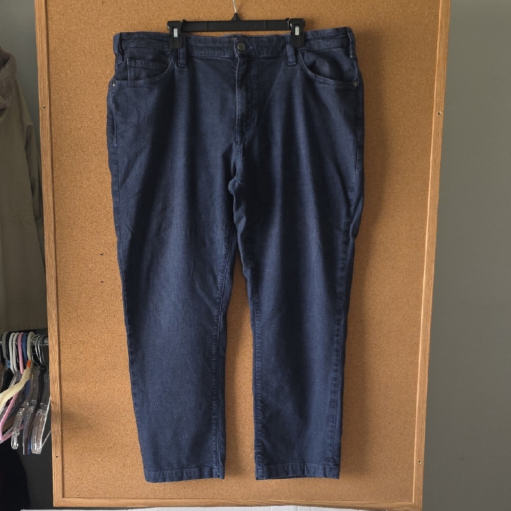 34 Heritage Charisma Comfort Rise Classic Fit Jeans 42/32 Dark Wash